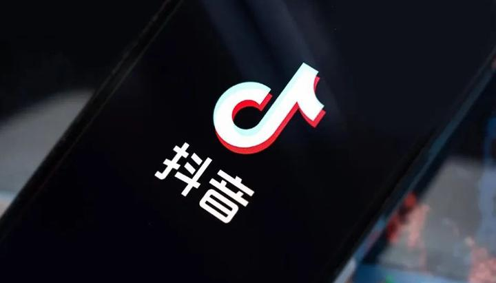  90后白领的创业故事：一款小程序让她半年收入翻倍！